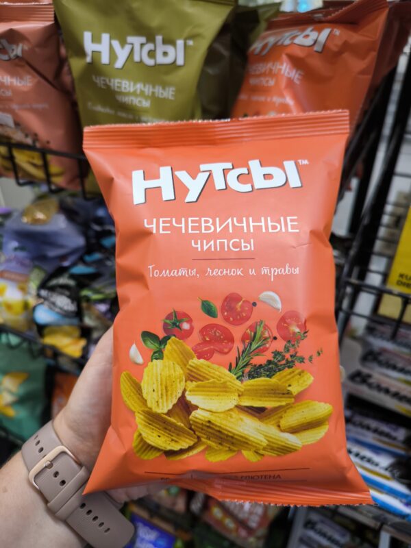 DS Чипсы чечевичные НУТСЫ Томат, чеснок и травы 50 гр.